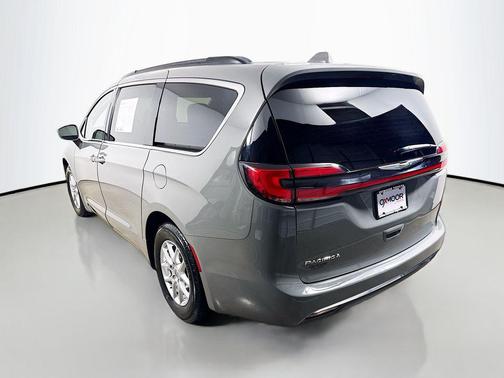 Ceramic Gray Clearcoat 2022 Chrysler Pacifica Touring L