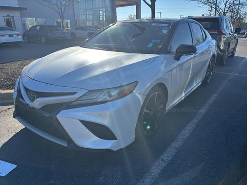 2019 Toyota Camry XSE