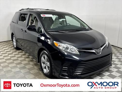 2020 Toyota Sienna LE