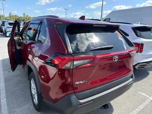 Ruby Flare Pearl 2019 Toyota RAV4 XLE