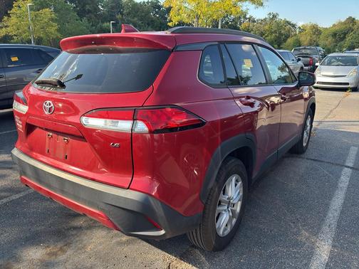 2022 Toyota Corolla Cross LE