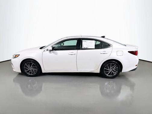 2017 Lexus ES 350 Base