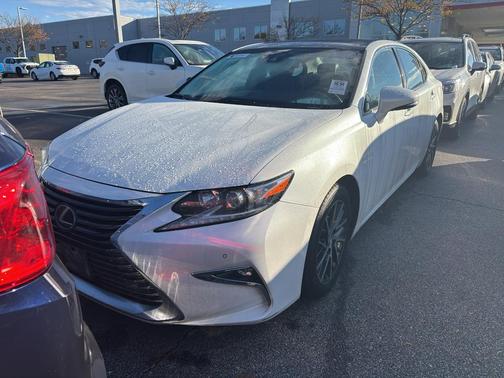 2017 Lexus ES 350 Base