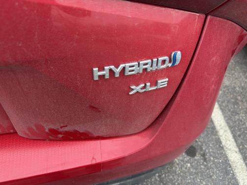 2022 Toyota Prius XLE