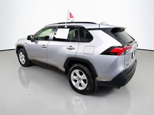 2019 Toyota RAV4 Hybrid XLE