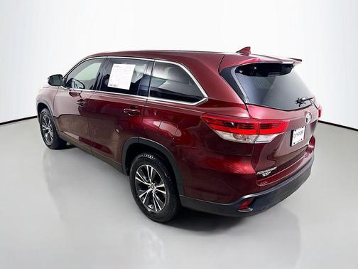 2019 Toyota Highlander LE Plus