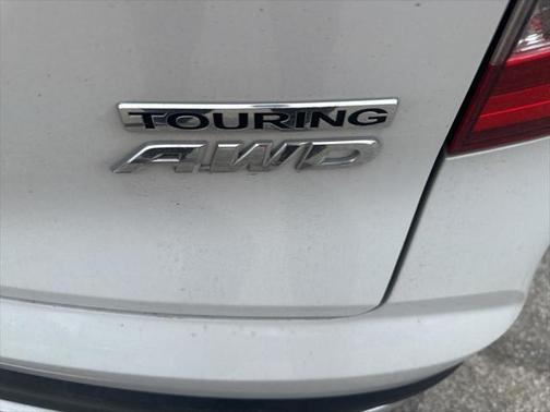 2021 Honda Pilot Touring 8-Passenger
