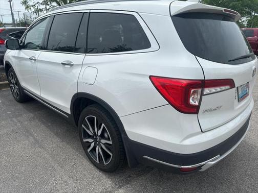 2021 Honda Pilot Touring 8-Passenger