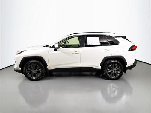 2022 Toyota RAV4 Hybrid XLE Premium