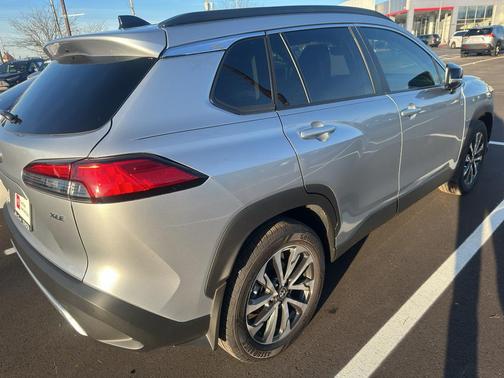 2025 Toyota Corolla Cross XLE
