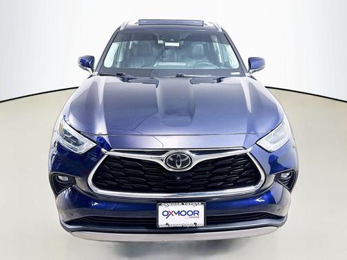 2021 Toyota Highlander Platinum