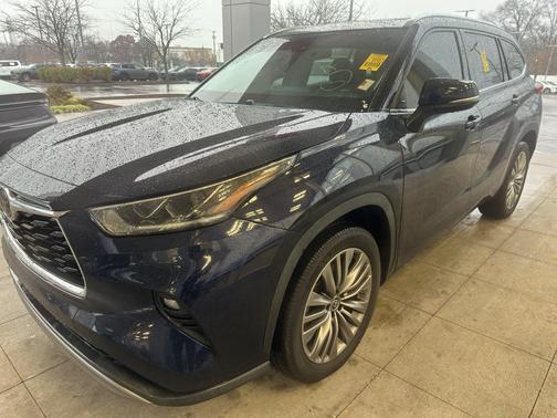 2021 Toyota Highlander Platinum