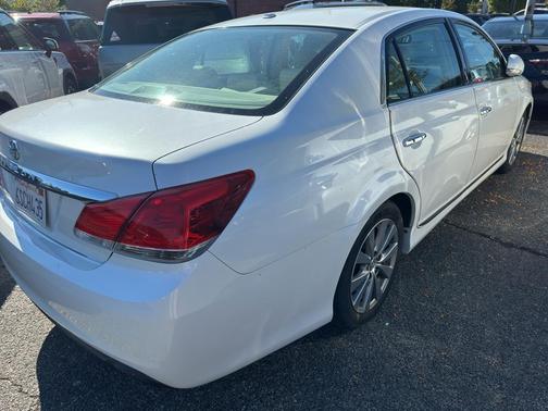 2011 Toyota Avalon Limited