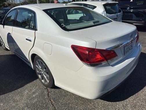 2011 Toyota Avalon Limited