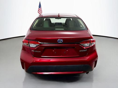 2022 Toyota Corolla Hybrid SE