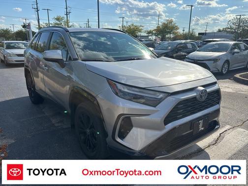 2022 Toyota RAV4 Hybrid SE