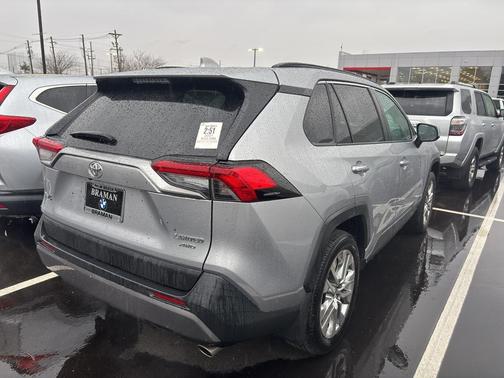 2021 Toyota RAV4 Limited