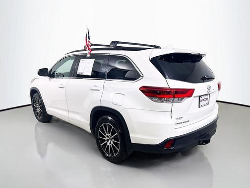 2018 Toyota Highlander SE