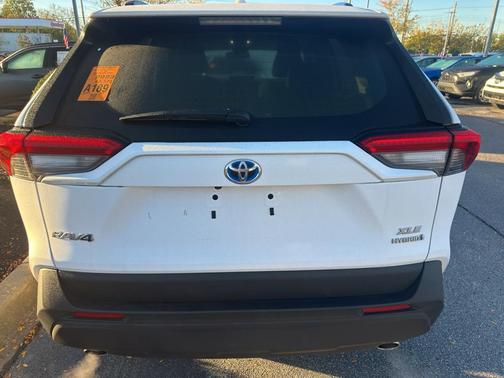 2023 Toyota RAV4 Hybrid XLE