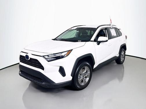 2023 Toyota RAV4 Hybrid XLE