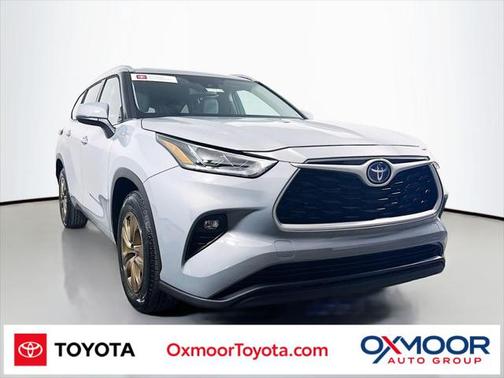 2022 Toyota Highlander Hybrid XLE