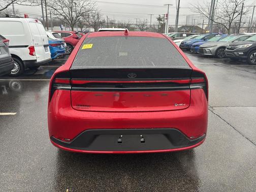 2025 Toyota Prius LE