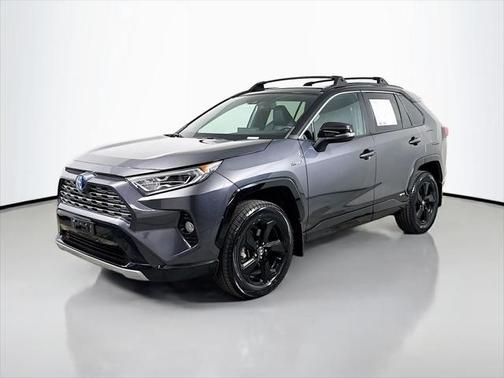 2020 Toyota RAV4 Hybrid SE