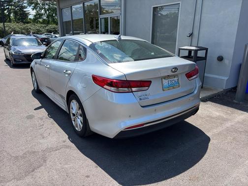 Sparkling Silver 2018 Kia Optima LX