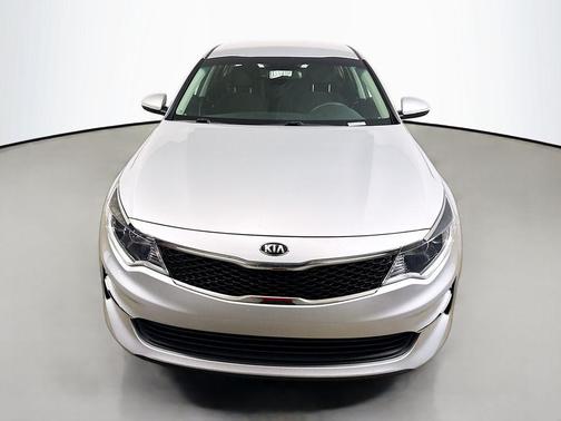 Sparkling Silver 2018 Kia Optima LX