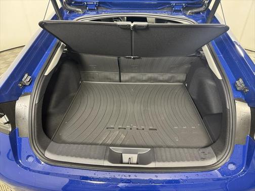 2025 Toyota Prius L