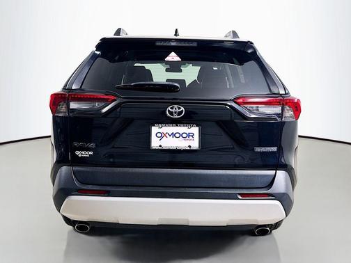 2022 Toyota RAV4 Adventure