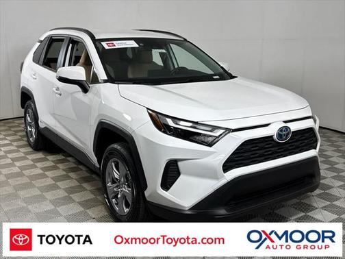 2022 Toyota RAV4 Hybrid XLE