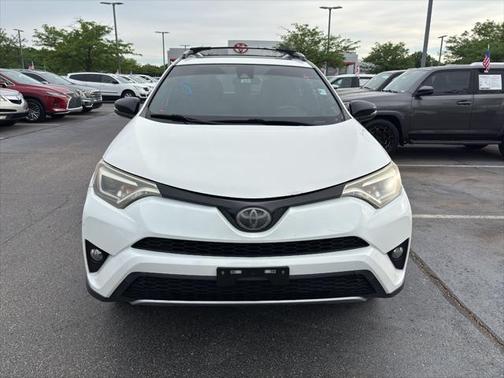 2018 Toyota RAV4 SE