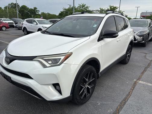 2018 Toyota RAV4 SE