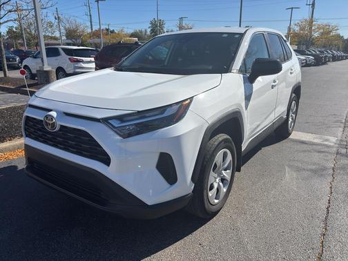 2023 Toyota RAV4 LE