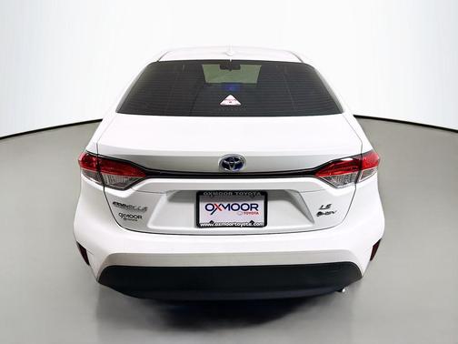 2025 Toyota Corolla Hybrid LE