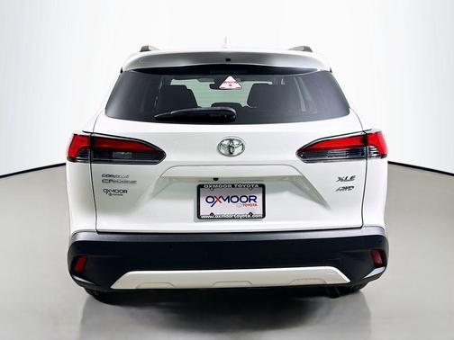 2022 Toyota Corolla Cross XLE