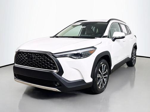 2022 Toyota Corolla Cross XLE
