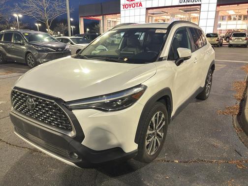 2022 Toyota Corolla Cross XLE