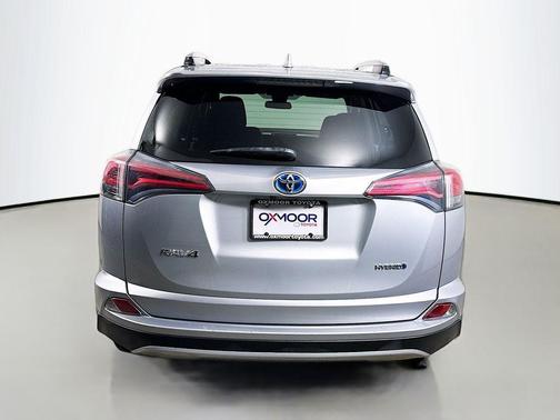 2018 Toyota RAV4 Hybrid LE