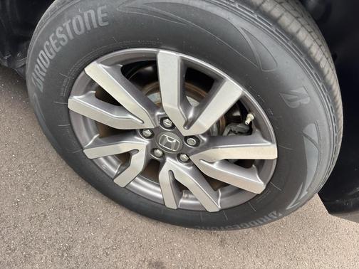 Modern Steel Metallic 2020 Honda Pilot 2WD EX-L