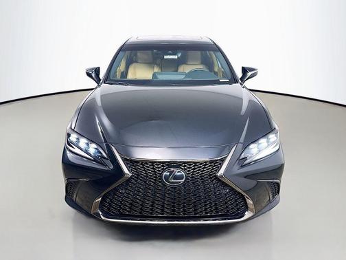 Caviar 2025 Lexus ES 300h F SPORT Design