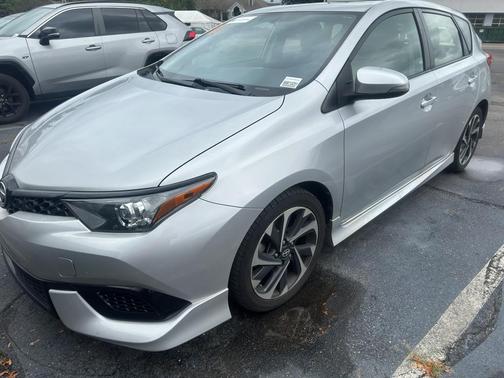 2016 Scion iM Base