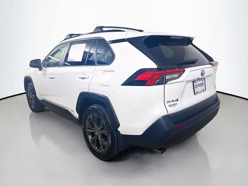 2023 Toyota RAV4 Hybrid XLE Premium