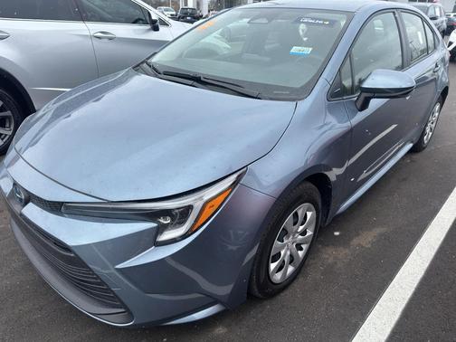 2025 Toyota Corolla Hybrid LE