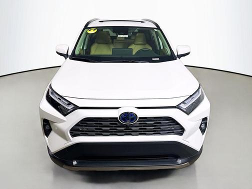 Wind Chill Pearl 2024 Toyota RAV4 Hybrid SE