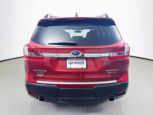 Crimson Red Pearl 2022 Subaru Ascent Limited 8-Passenger