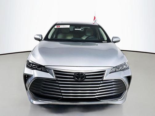 2019 Toyota Avalon XLE