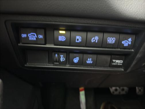 2024 Toyota Sequoia SR5