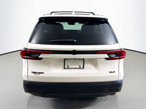 2024 Toyota Grand Highlander Hybrid XLE